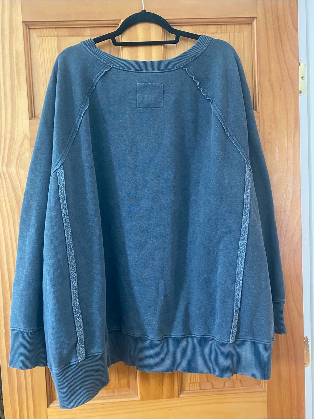 American Eagle Lived-In Oversized Raw Hem Sweatshirt XXL Charcoal Gray - Picture 7 of 11